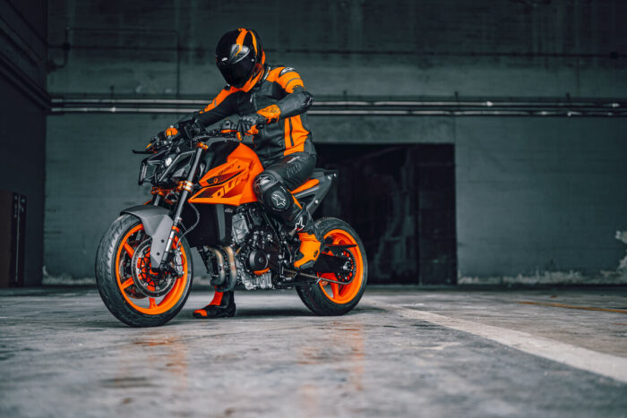 KTM 990 DUKE – Image 8